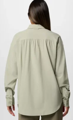 BOUNDLESS TREK BUTTON SAFARI | COLUMBIA