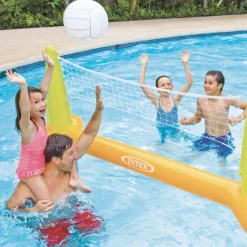Jeu de volley de piscine