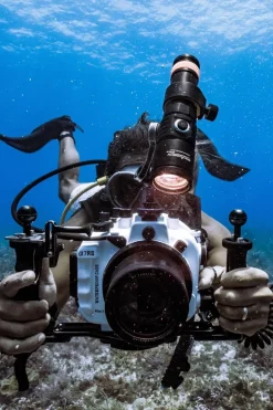 Lampe de plongée-sous-marine vidéo 3 en 1 D710V MK2 2300 lumens ORCATORCH
