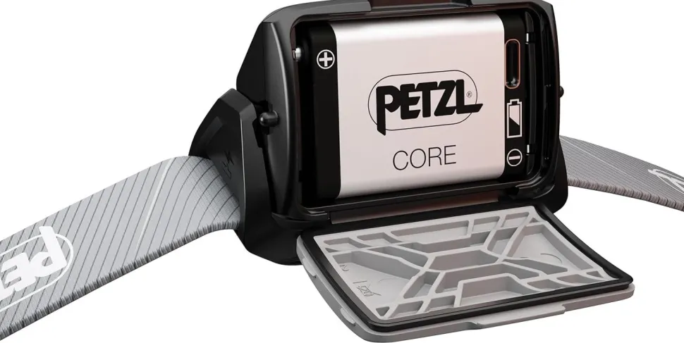 Lampe TIKKA CORE BLACK PETZL