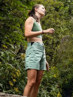 SHORT BAVELLA-RESEDA LOOKING FOR WILD