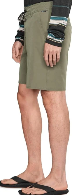 SHORT SALTY CREW TRANSOM HOMME COULEUR DUSTY OLIVE | SALTY CREW