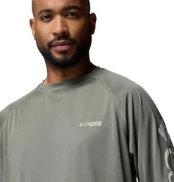 T shirt Manche longue de randonnée Homme TERMINAL TACKLE LS SHIRT CYPRESS. DARK STONE LOGO COLUMBIA